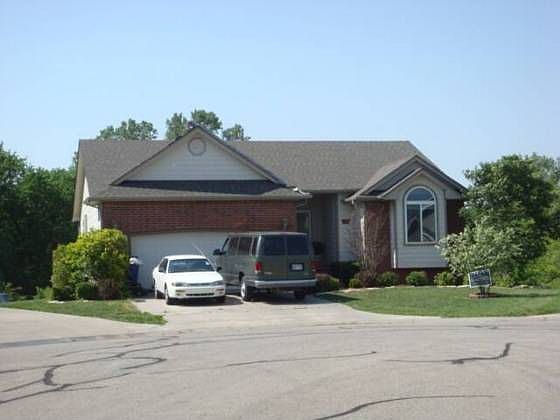 1st image of 2207 S Glenhurst Ct