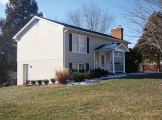 501 Jester Ln, Charlottesville, VA