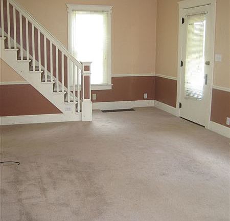 3rd image of 232 Banning Ave