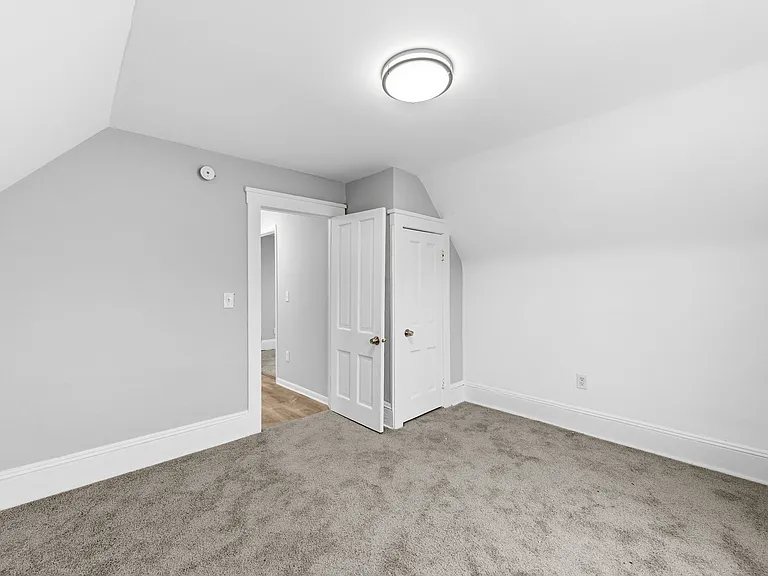 1930 Coltman Rd #4 — Photo 13