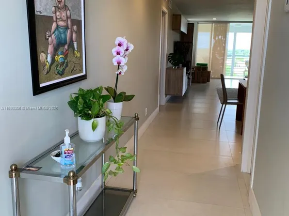 3507 Oaks Way APT 802, Pompano Beach, FL 33069