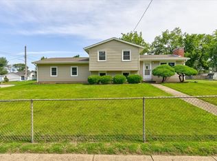 3932 E Douglas Ave, Des Moines, IA 50317