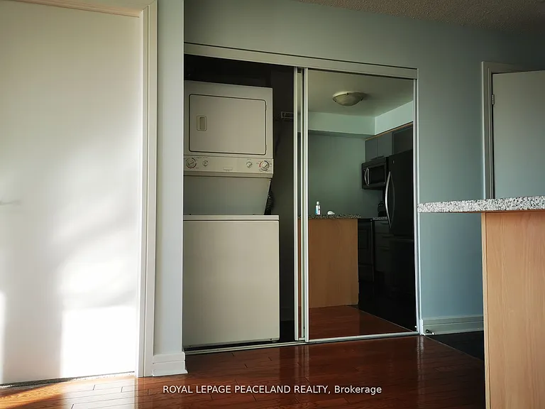 16 Harrison Garden Blvd #503 — Photo 17