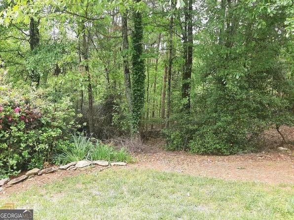 300 Point Olympus Dr, Gainesville, GA 30506