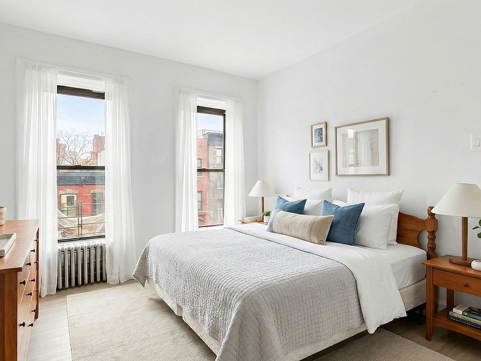 1st image of 207 E 119th St #2