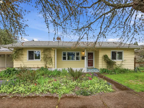 710 S 1st St, Cottage Grove, OR 97424