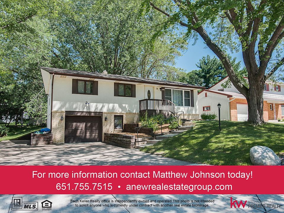 1st image of 24 Sandralee Dr E