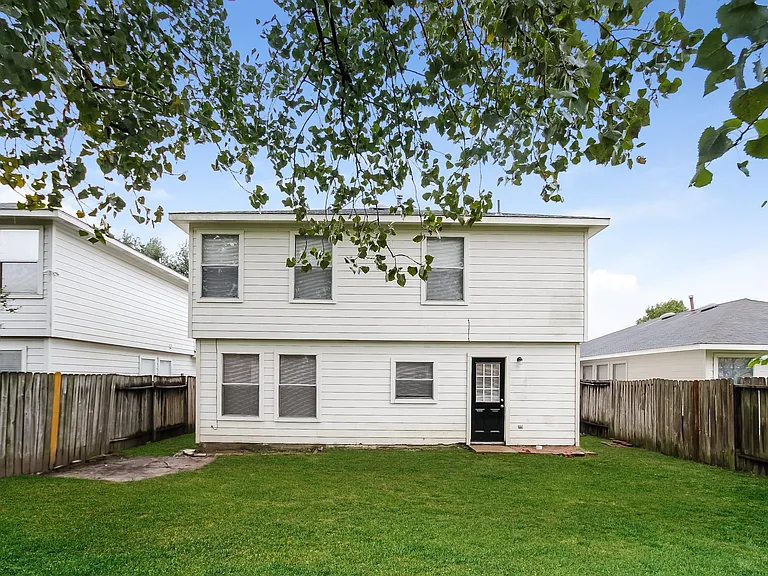 947 Leadenhall Cir — Photo 14