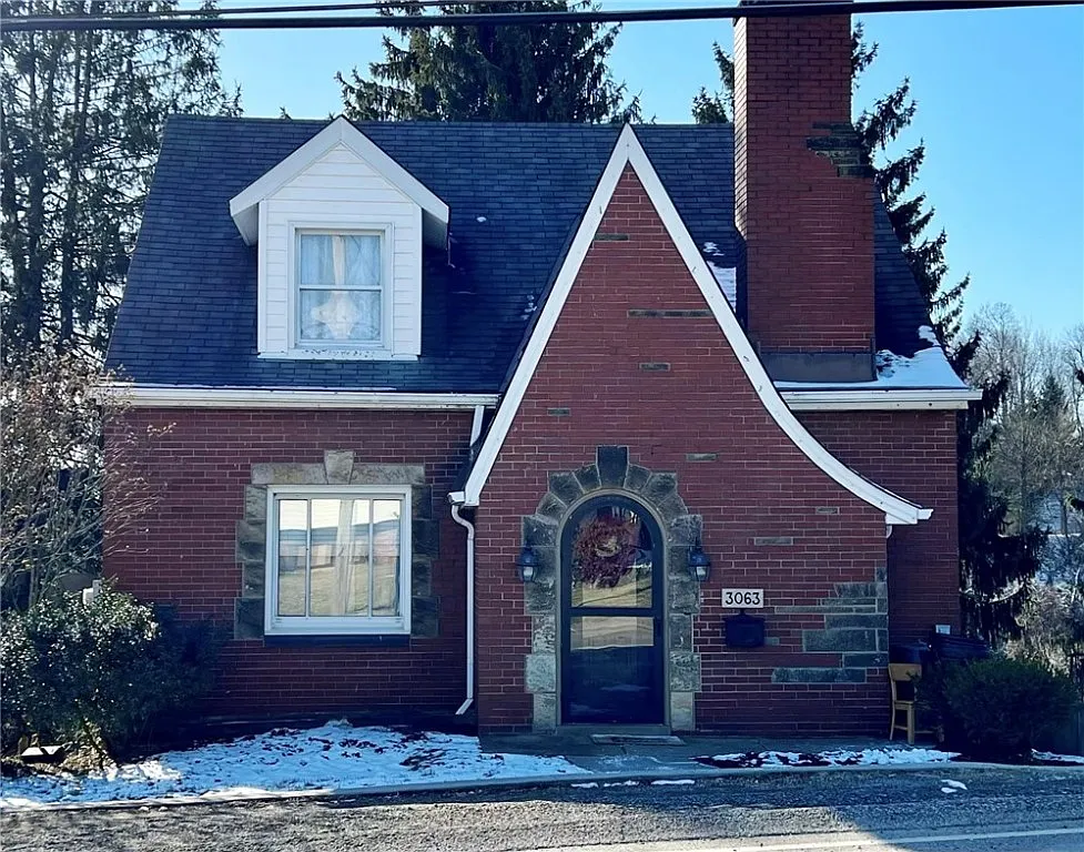 3063 Mount Troy Rd photo 1