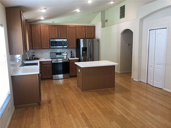2nd image of 10436 Lucaya Dr