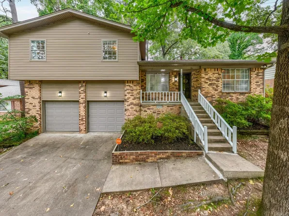 5 Summerhill Ct, Little Rock, AR 72211