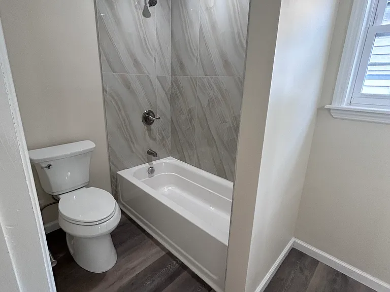 Main Bath - Beautiful finishes