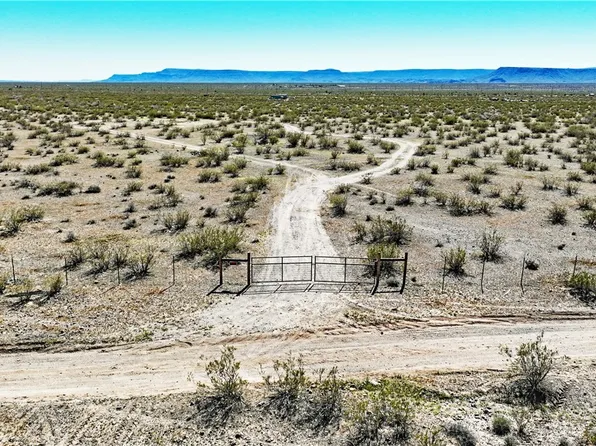 W Geronimo Dr, Golden Valley, AZ 86413