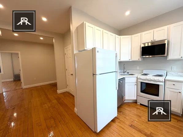 1222 Commonwealth Ave #2, Allston, MA 02134