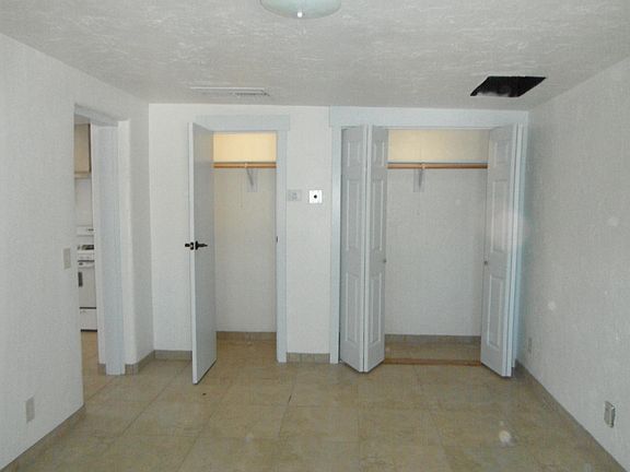 4th image of 2522 E Lee St APT B