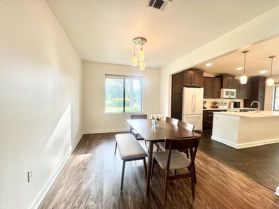 2nd image of 155 Gleneagles Dr