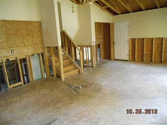 5th image of 4079 Wenonah Ln