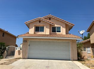 6552 Pacifica Ave, Fontana, CA 92336