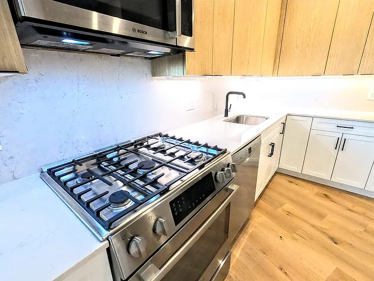 70 Leo M Birmingham Pkwy #508 — Photo 4