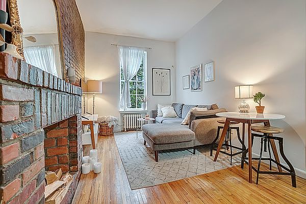 1st image of 61 W 85th St APT 2A