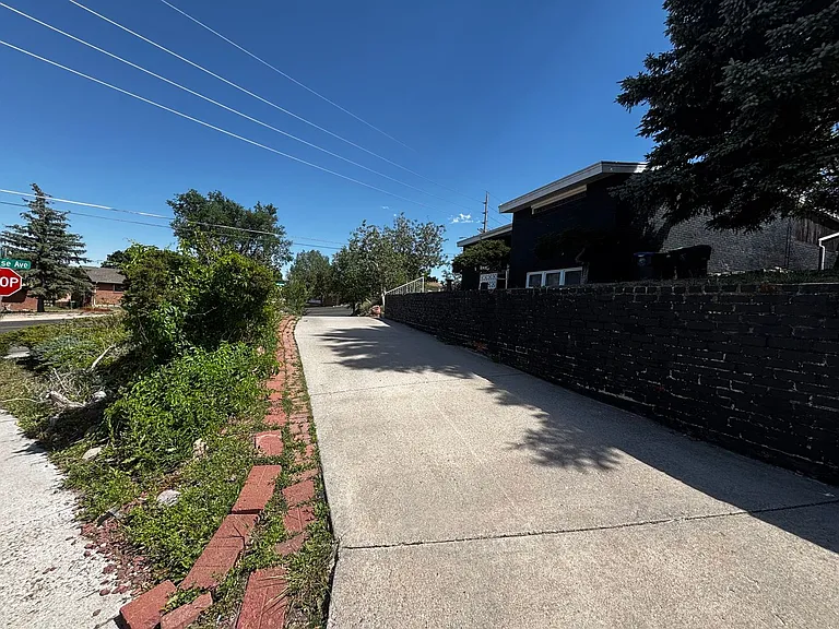 PM-253 1730 Converse Avenue — Photo 2