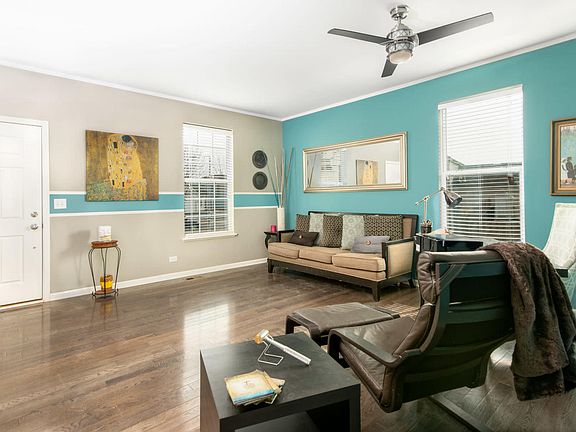 3rd image of 2393 Mayfield Dr
