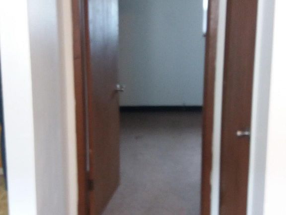 3rd image of 2420 Washington St E APT 5
