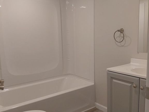 3rd image of 1000 Yuma St APT 2