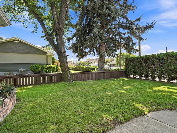 2nd image of 1913 Granite Ave