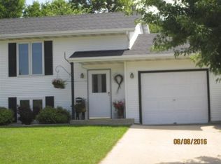 1106 Sue Ln, Milton, WI 53563