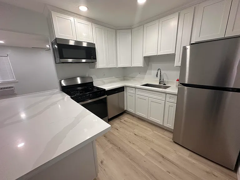 1350 Warburton Ave #6 — Photo 17
