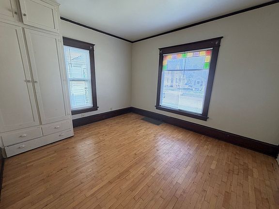 3rd image of 919 Cherry St #919
