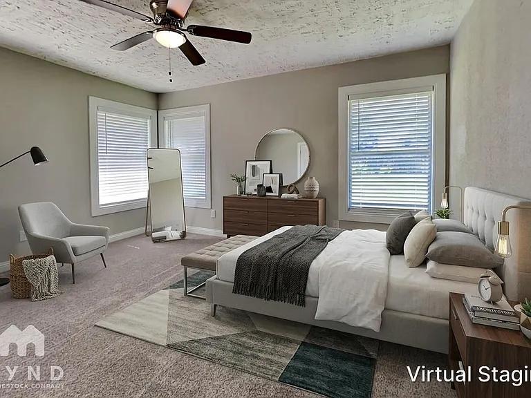 101 Live Oak St — Photo 4