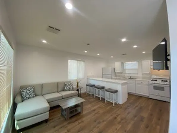 9230 Firth Blvd, Los Angeles, CA 90002