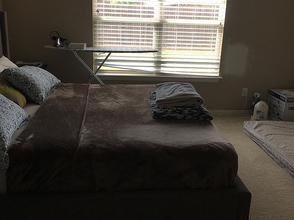 4th image of 3444 Canyon Lake Dr