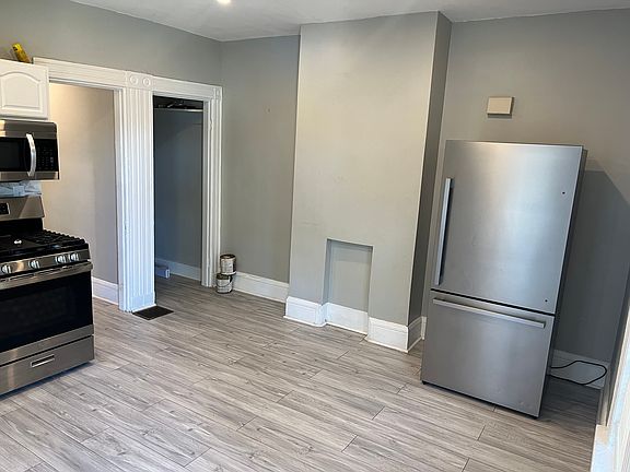 5th image of 54 Mount Pleasant Ave #2
