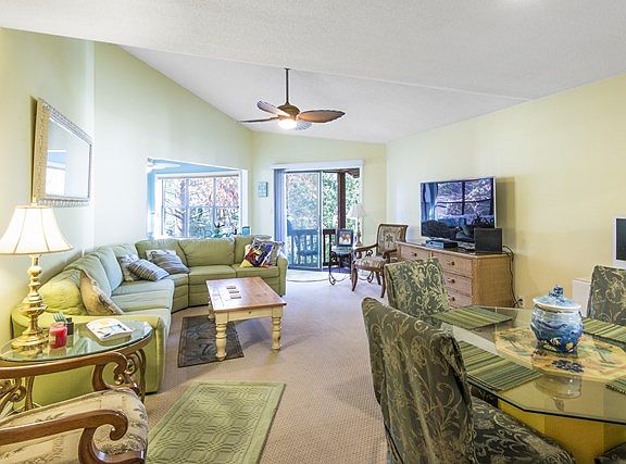 3rd image of 106 Harbour Oaks Dr