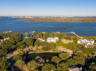 160 Wando Reach Ct, Mount Pleasant, SC 29464