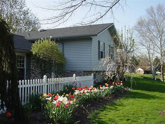 2nd image of 2370 Clubside Dr