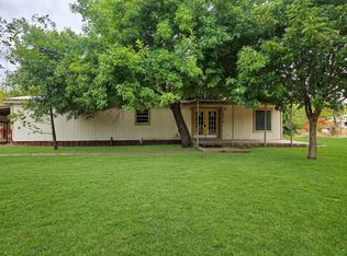 505 Railroad Ave, Graford, TX 76449