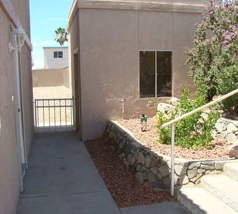 3rd image of 3717 Hollister Dr