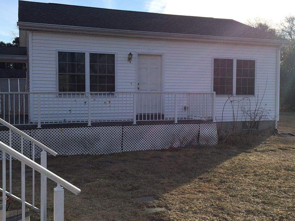 2nd image of 428 Briggs Rd
