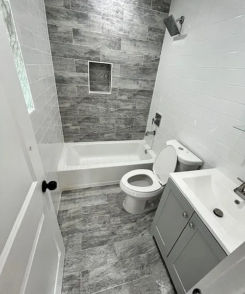 161 Beach 25th St #2 — Photo 15
