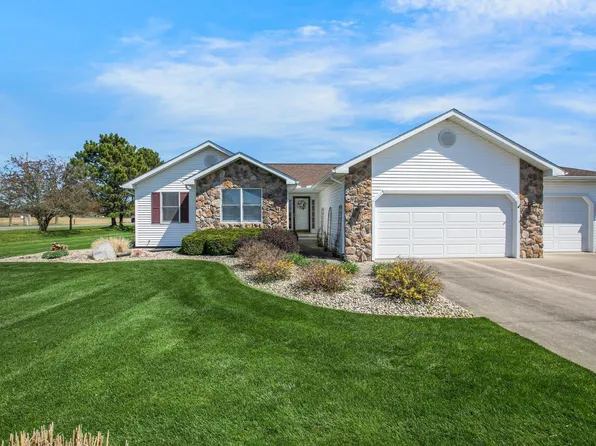 58524 Saint Marys Ln, Goshen, IN 46528