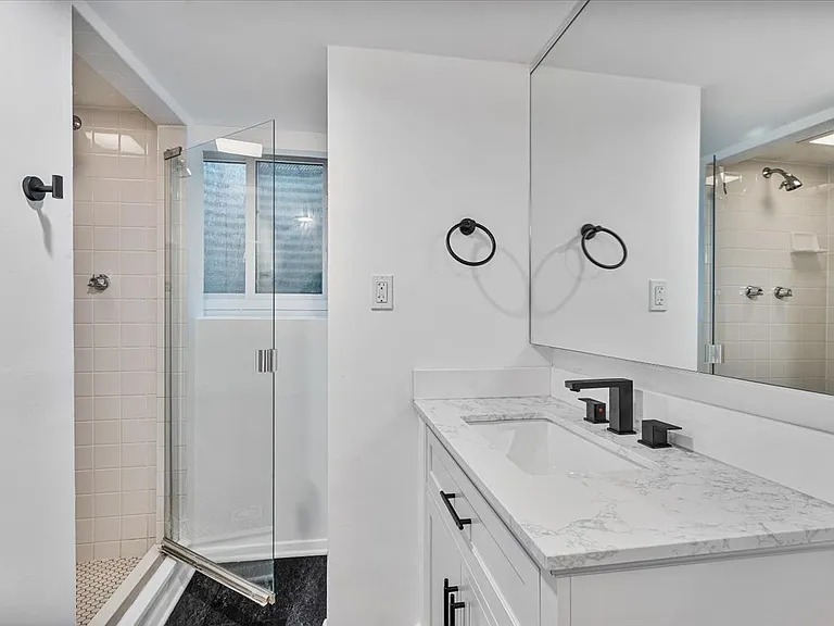 412 Lavergne Ave — Photo 24