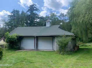 1218 Route 590, Hawley, PA 18428