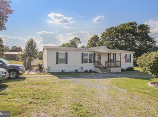 5 N Magdelena St, Bethel, PA 19507