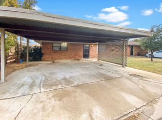 615-617 E Sunset Cir, Hobbs, NM 88240