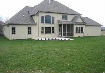 4th image of 8525 Avalon Dr