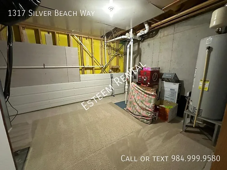 1317 Silver Beach Way — Photo 30